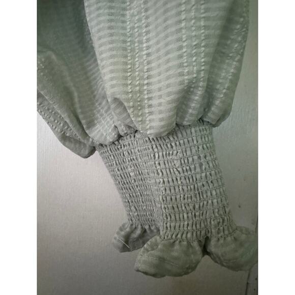 New Blue Pepper ruffled lite green pastel blouse. - Picture 3 of 8